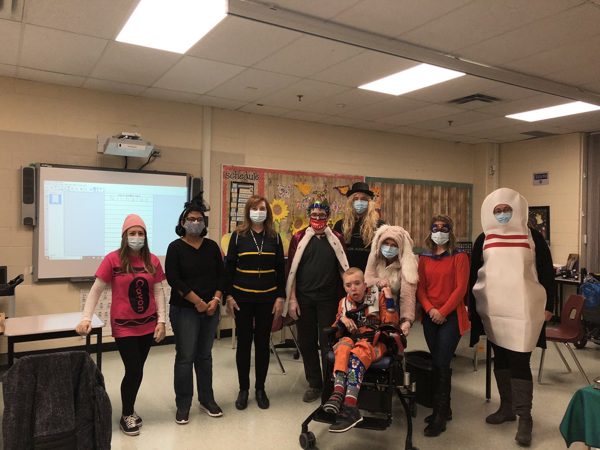 StJoesPIP's tweet photo. Happy Halloween! 🎃 👻 https://t.co/G90DqWFPkJ