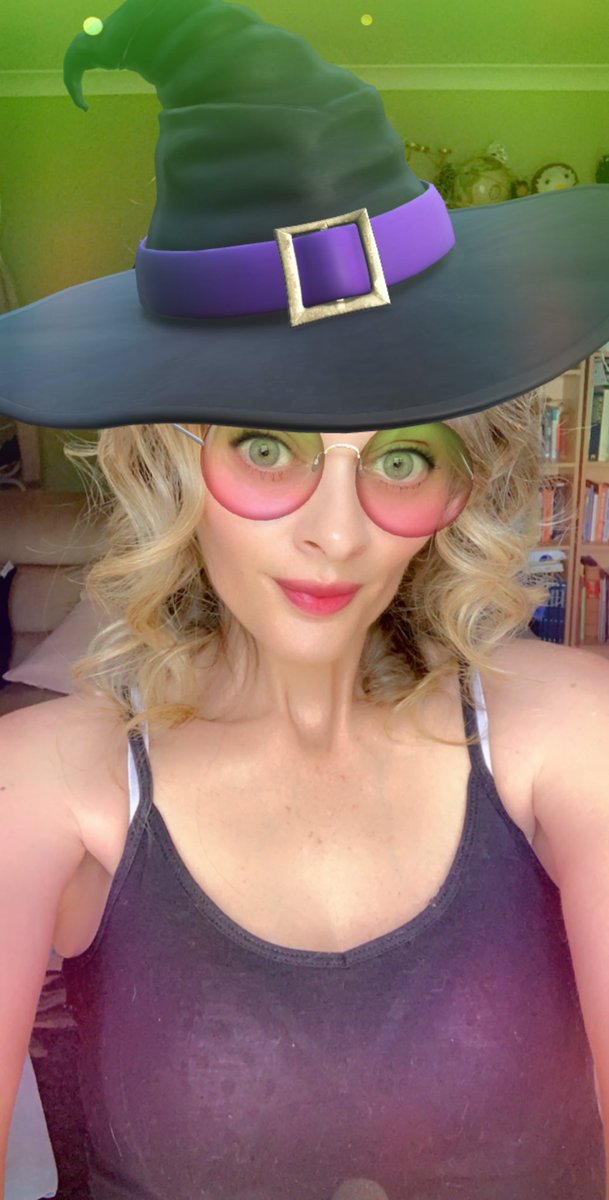 Candysseus's tweet photo. #HappyHalloween From Downunder. Interesting that Halloween is a celebration of the coming of the dark half of the year, turns the Southern Hemisphere is in its light half right now hence why we don’t really celebrate it here in Oz. #MissCandyLicious 🍭#SpookyLicious 💜💚 https://t.co/PYRNEBIw4l