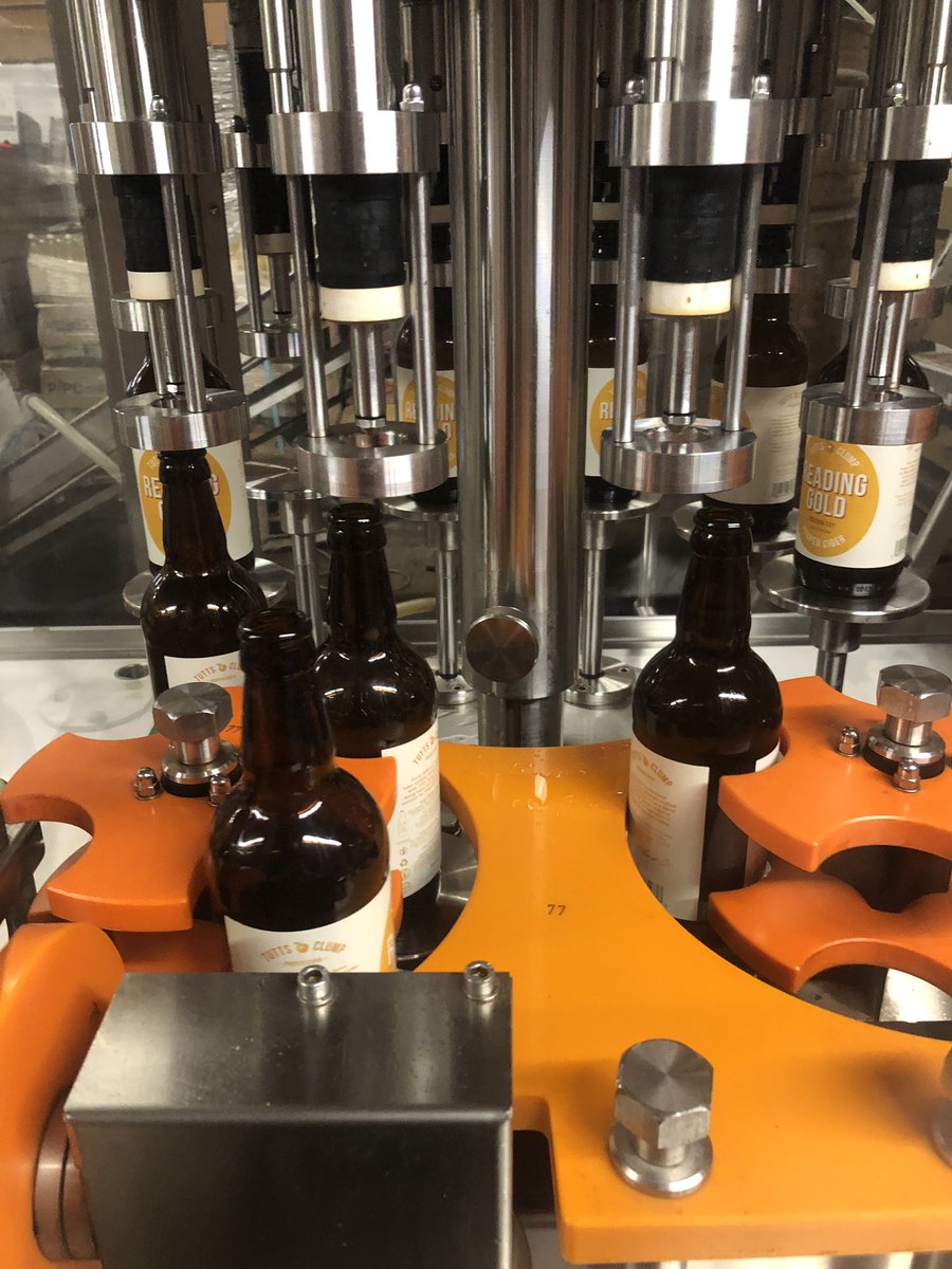 tuttsclumpcider's tweet image. Another 960 bottles of #ReadingGold done this afternoon 😊 #essentialsupplies #supplychain #propercider
