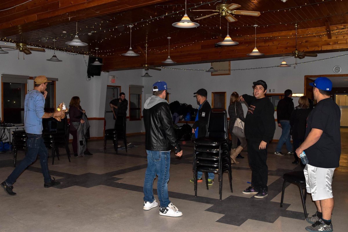 jammin4jacketss's tweet photo. Best part about bringing the community together is seeing all the support!! People always stick around to help us clean up, it’s so unnecessary but it is incredibly appreciated! Thanks everybody 🙏 #jammimforjackets #nonprofitcanada #canadawinters #endhomelessness #communitycall https://t.co/rASz5ZG5H4