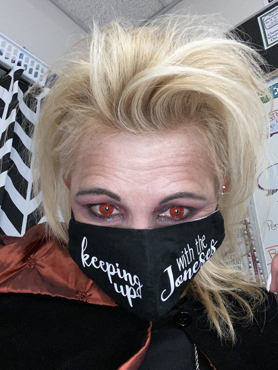 #HappyHalloween #boo <a href="/RCSD_No81/">YQR Catholic Schools</a> @StDominicYQR