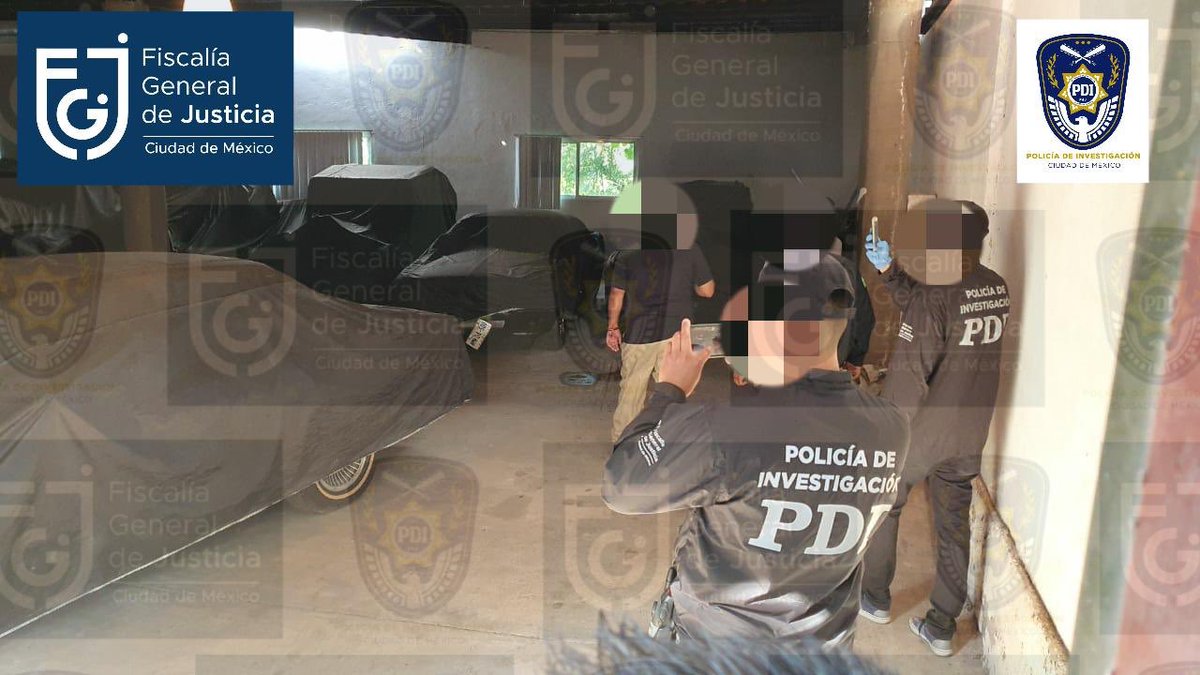 ErnestinaGodoy_'s tweet photo. Como parte de una investigación contra un ex servidor público de la pasada administración, llevamos a cabo, con @Fiscalia_Mor, un cateo en Tequesquitengo, Mor.  @PDI_FGJCDMX aseguró 41 autos clásicos, tres acuamotos, una cuatrimoto, una motocicleta, y una lancha. https://t.co/j1QQECIVXO