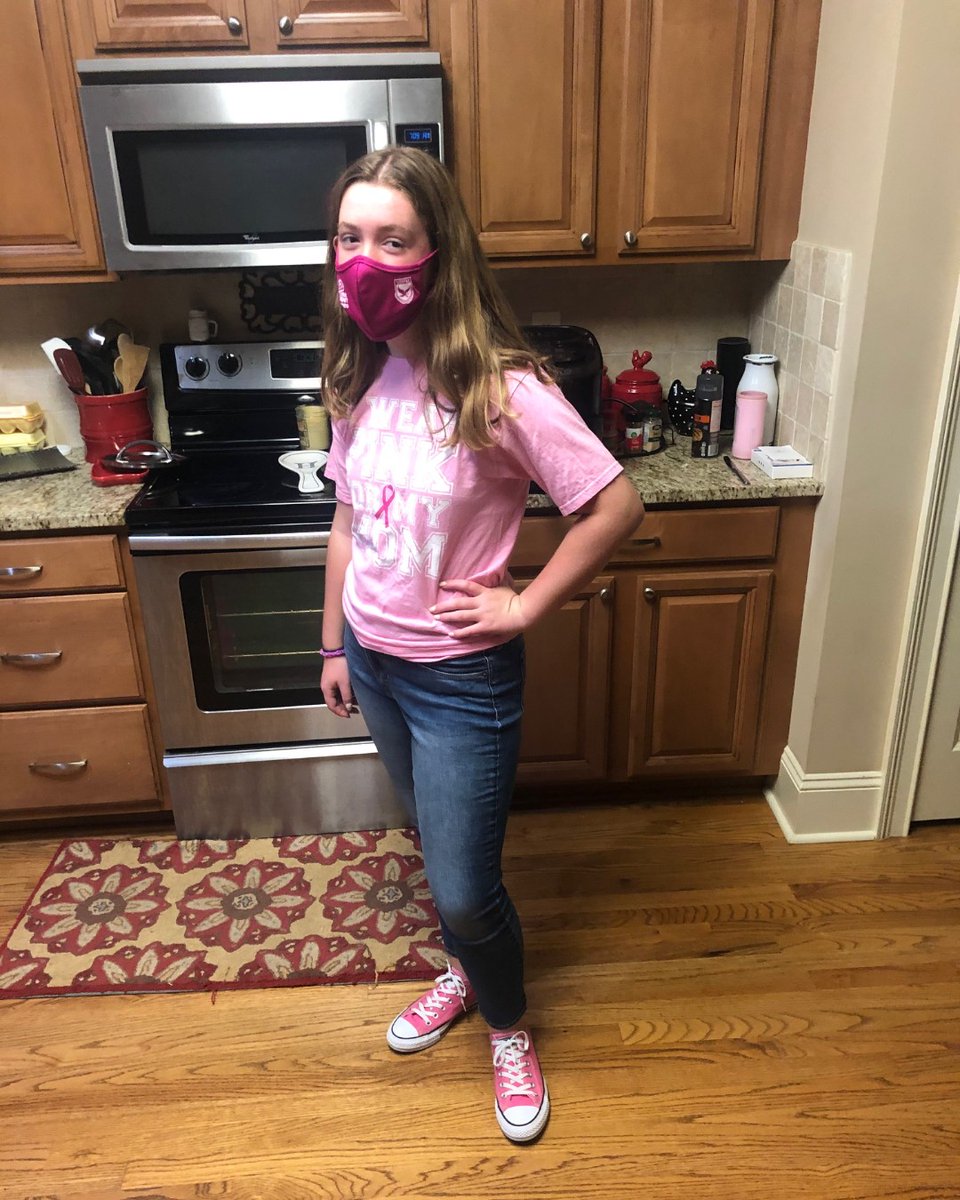 LincolnCharter's tweet photo. Makalyn is in full Pink Out in honor of her Mom, a Breast Cancer Survivor.
#LCSPinkOut #BreastCancerAwareness #LCSeagles https://t.co/lDvPD5746J