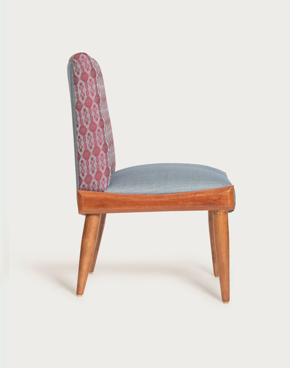 swapanseth's tweet photo. Chairs by @limonstory - absolutely stunning. https://t.co/uzsAJcqZvU