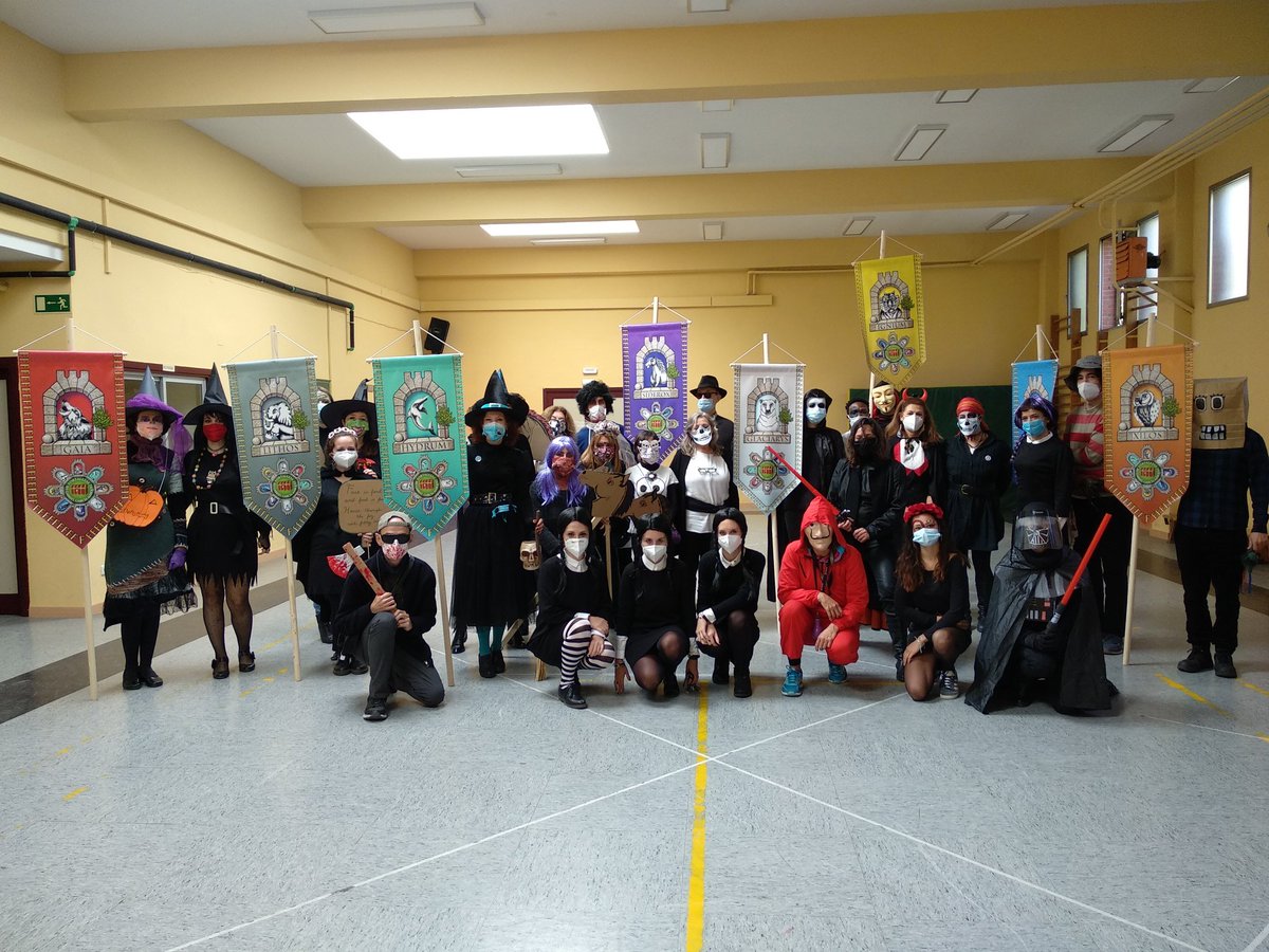 GgmIes's tweet photo. ¡Un aplauso a nuestros profes! #FortalezasGGM #Halloween https://t.co/CB9rduUOdw