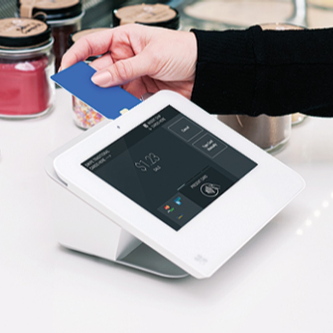 hwhcosmetics's tweet photo. We have a brand new, 100% contactless way to take your payments! 🧙‍♂️No need for us to touch the machine, no need for you to touch the screen, and everyone stays COVID free. It's a win, win...win scenario. https://t.co/APOFysJ8jA