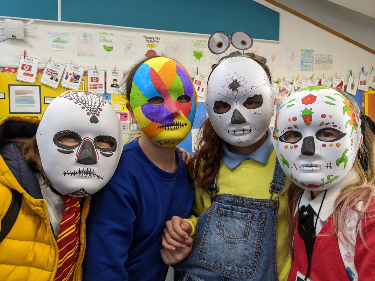 haddington_prim's tweet photo. #diadelosmuertos Day of the Dead masks in P 7A. https://t.co/kFz7saq2lX