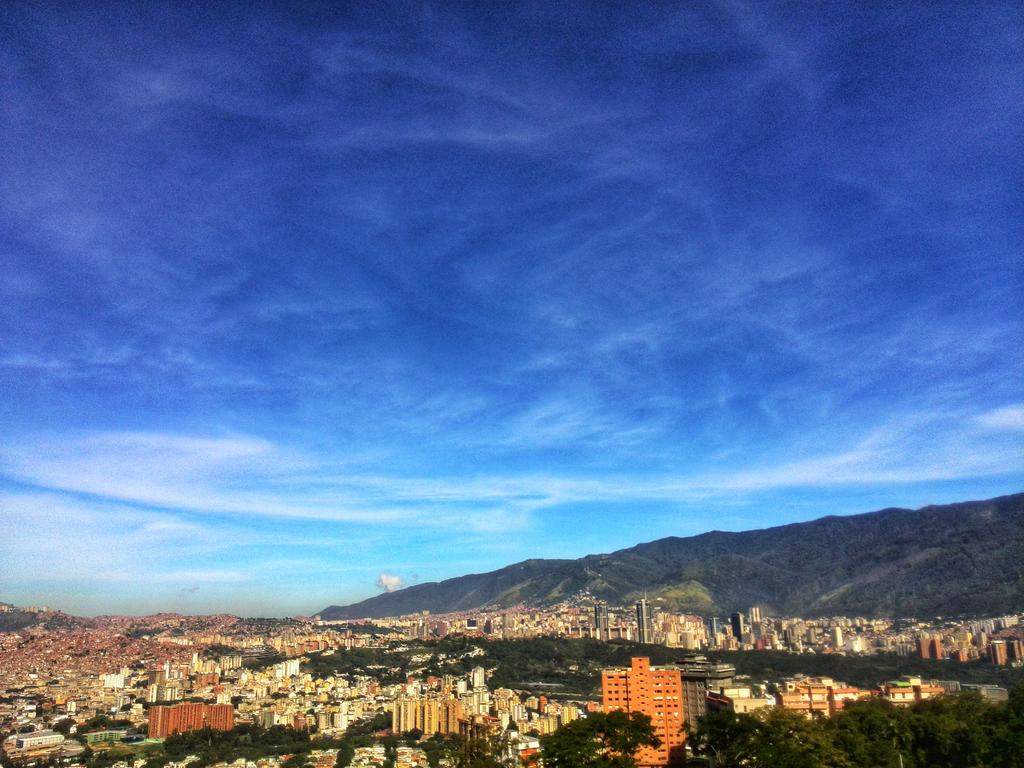 jenniferlanz's tweet photo. Excelente viernes 🙆‍♀️
Que Dios nos bendiga a todos!
#ComparteLoBonito
#FotoJenniferLanz
#30Oct2016 https://t.co/bezXEWHpIy