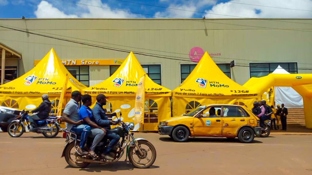 MTNCameroon's tweet photo. With the new #MTNStore in Ekié, @MTNCameroon now has a network of 6 Service Centres in Yaounde and 23 across the country. And thousands of access points for distribution partners across the ten regions
#TogetherWeManage https://t.co/5yDnBO1buD