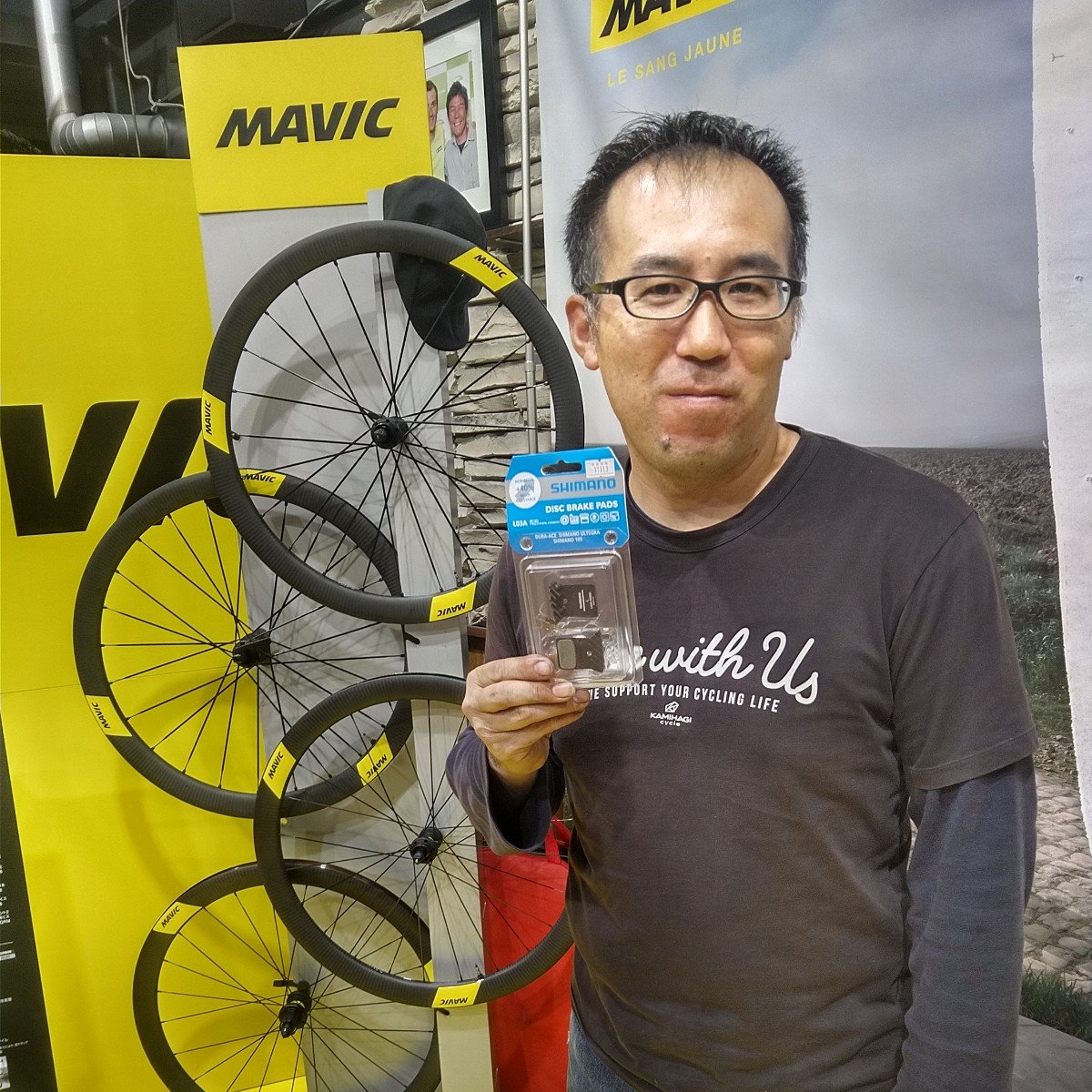 kamihagi_cycle's tweet photo. こんにちは、小牧本店メカニックの森崎です。
最近はディスクブレーキのロードバイクが主流になってきました。シマノ純正のディスクブレーキパッドは6種類!愛車のブレーキパッド、次回はどのパッドに交換しますか⇒https://t.co/EJzTrfmCIJ #shimano #discroad #ブレーキパッド https://t.co/ZG0jdojV2P