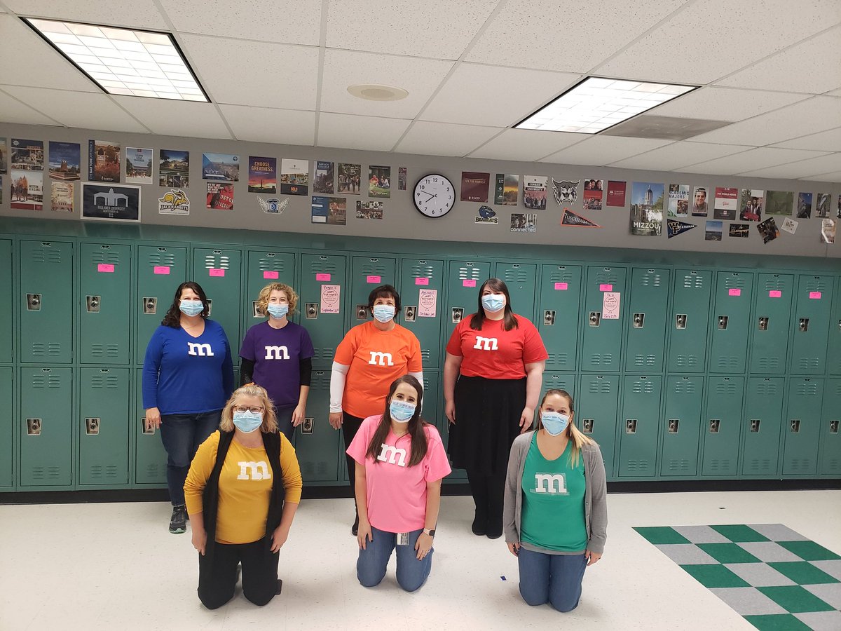 adrianenew's tweet photo. Happy October 30th (almost Halloween) from @Team7_1Bingham M&M's! #isdstrong @BinghamBears #meltinyourmouth #notinyourhands https://t.co/yU5WddzJMf