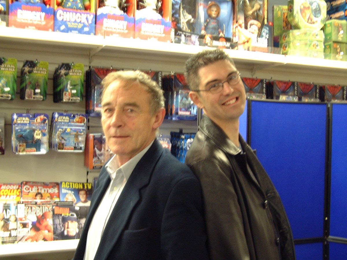 Today's Camping It Up Star was probably the Doctor, maybe. Yes It's The Valeyard himself, Michael Jayston. This was a very early photo from the series, second one I think, taken on the same day as Richard Franklin's. Michael looked a bit scared about standing back to back.