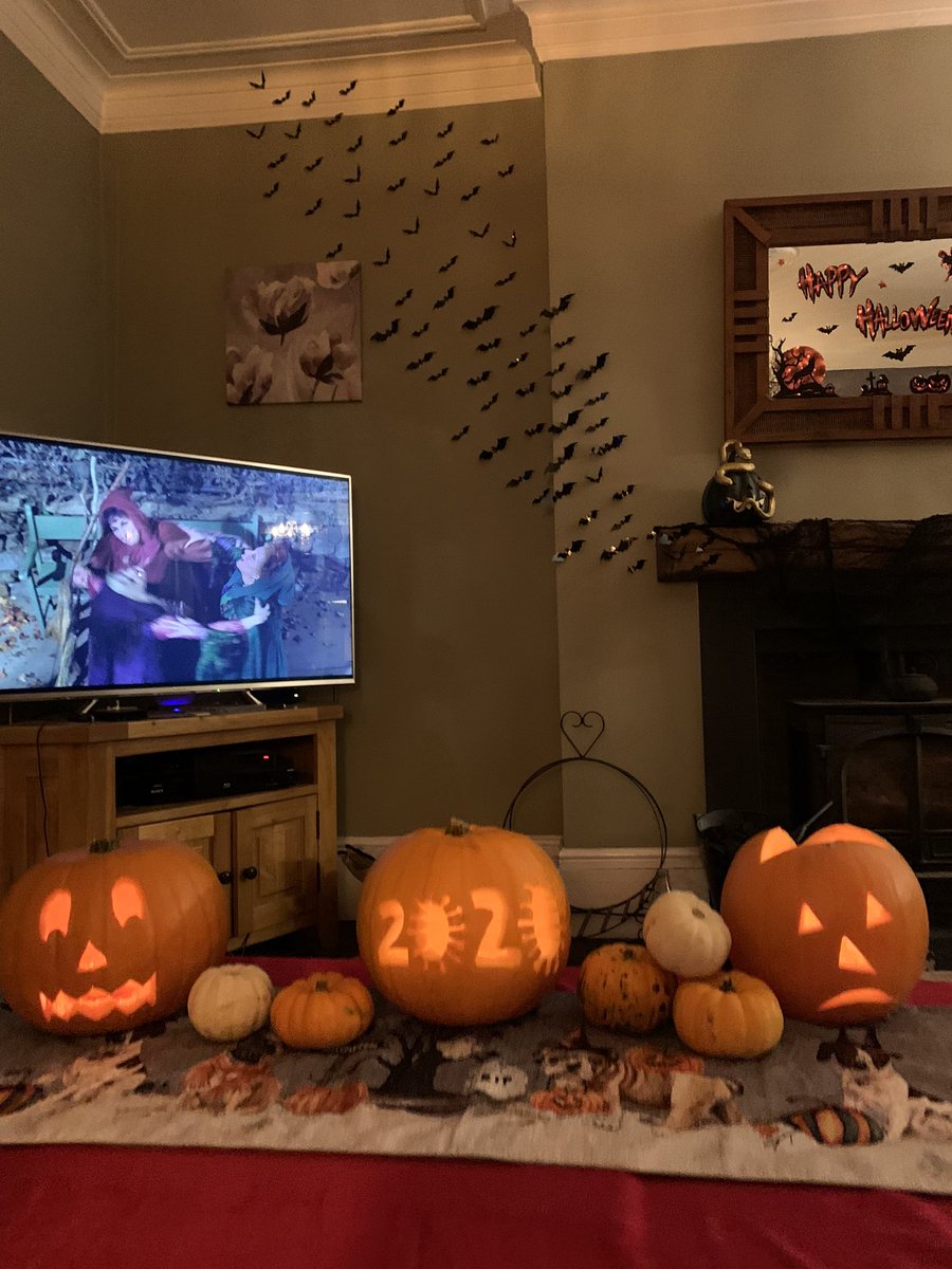 Rebecca Skinner (@rskinner_) on Twitter photo Think we could all do with a calming circle this year  #halloween2020 #hocuspocus Think we could all do with a calming circle this year  #halloween2020 #hocuspocus