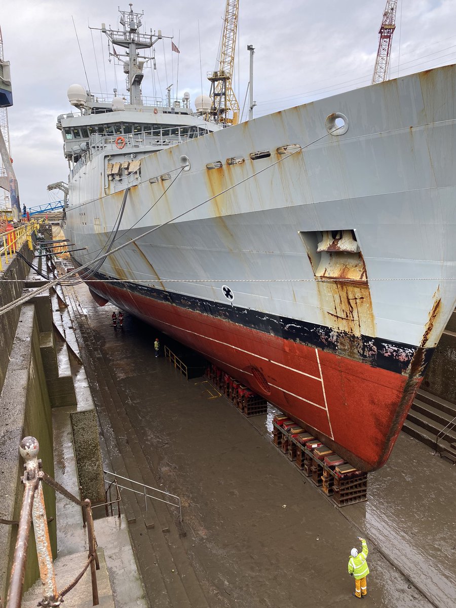 The Starship is now truly earthbound, and work has begun! #BoldlyGoNowhereForNow #SpaceDock <a href="/docks_uk/">UK Docks Marine Services Limited</a> #Middlesbrough