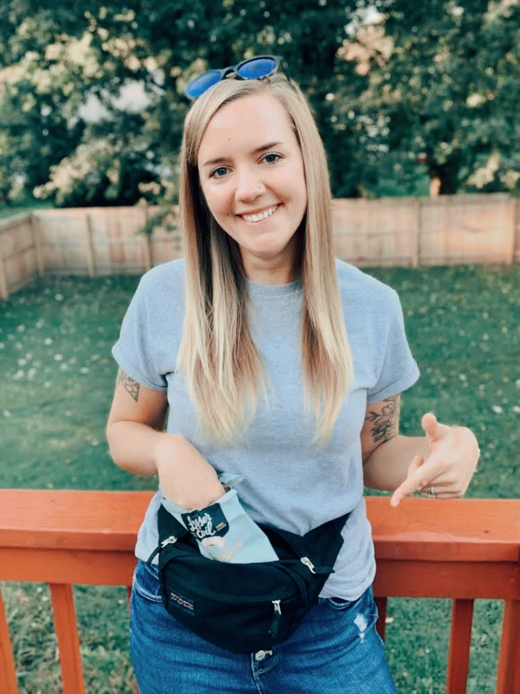 Paynorthlane's tweet photo. #MeetTheTeam: Julia McMillan, Executive Assistant &amp; Office Manager
NL: What’s the the most random thing you purchased from your phone during quarantine? 
JM: My @JanSport fanny pack 😎#fannypacklife #paynorthlane https://t.co/ssrqgyqeBl