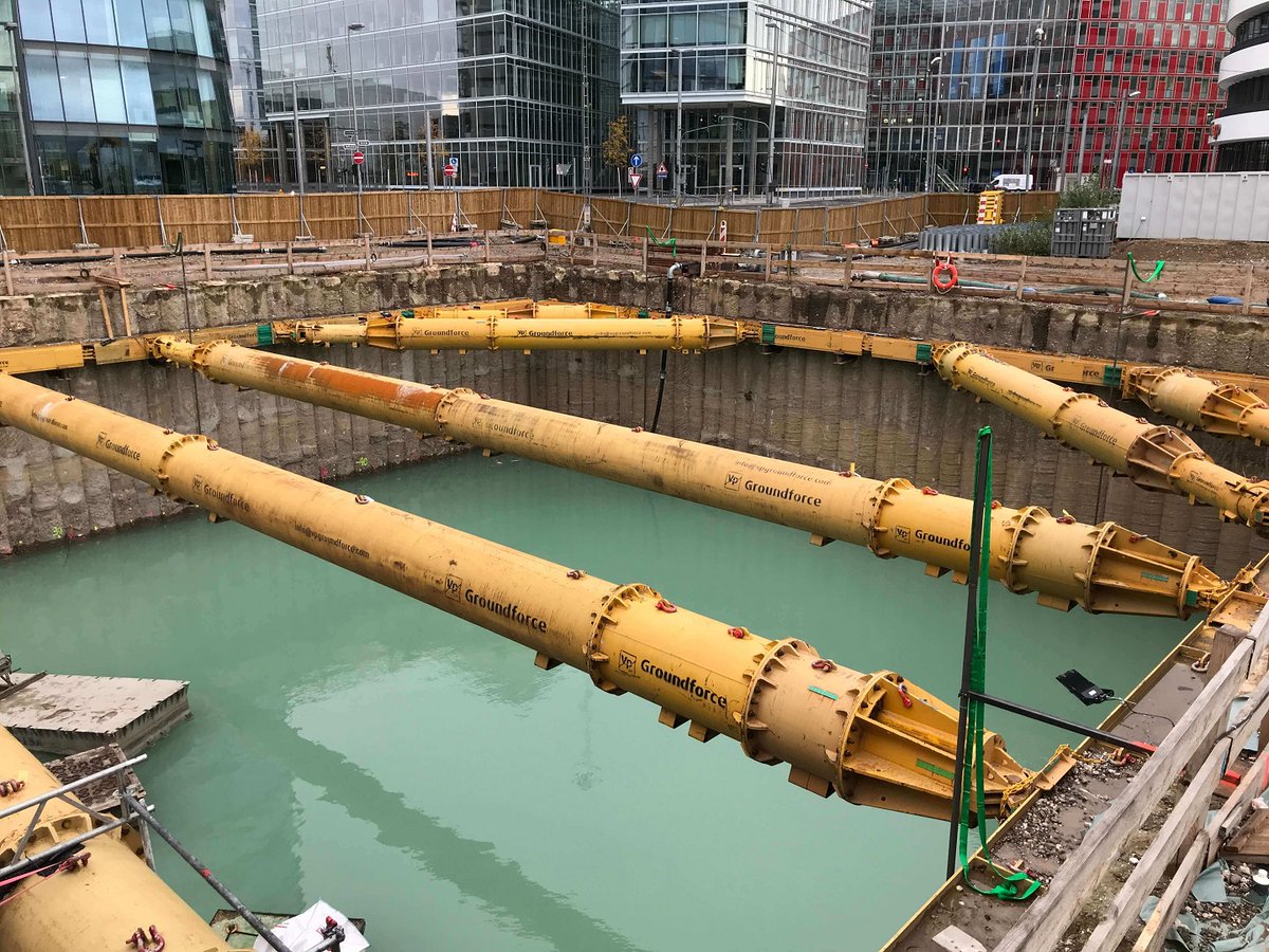 HPPArchitekten's tweet photo. PROJECTS: Mit modernsten Methoden wurde innerhalb von nur 24 Stunden die Betonsohle der Baugrube unter Wasser gegossen. Fotos: © IQ Real Estate GmbH
#HPPArchitekten #HPPArchitects #wood #hybrid #C2C #cradle #TheCradle #CircularEconomy #Duesseldorf #IQRealEstate #construction https://t.co/d8S8iFbo6t