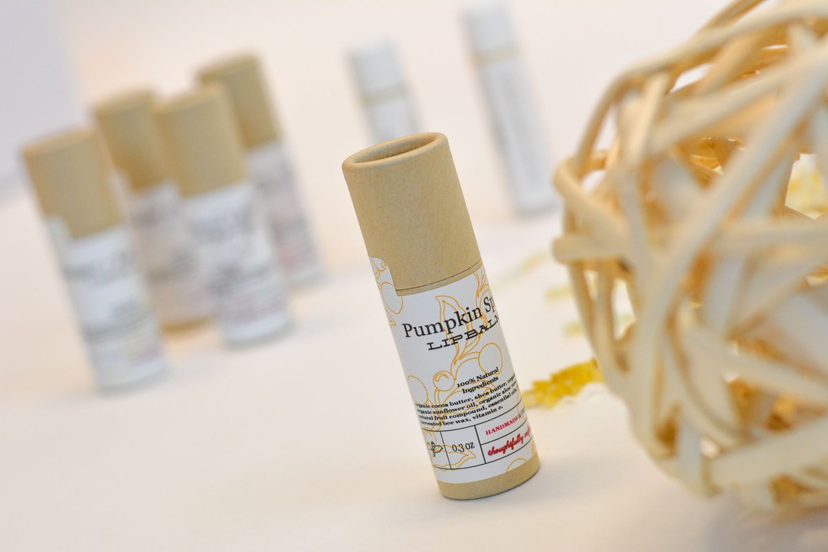 GiftandGather's tweet photo. It is all about PUMPKIN PUMPKIN PUMPKIN........... Our natural moisturizing Pumpkin Spike is full of nutrients from shea butter, coconut oil, coco butter, sunflower oil and a touch of essential oils. #lipbalm #selfcare #smallbatch #handmade https://t.co/KQFvu4bWyp