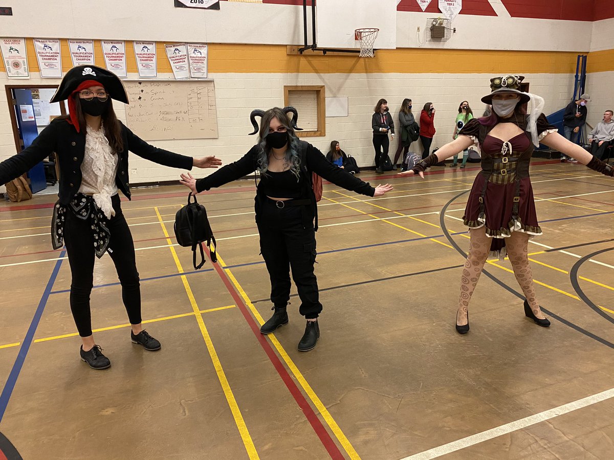 CouncilHth's tweet photo. Spooky Students!! @hthtigers @NLESDCA 👻 🕷 🎃 #halloween #spiritweek https://t.co/8A02ktPR2v