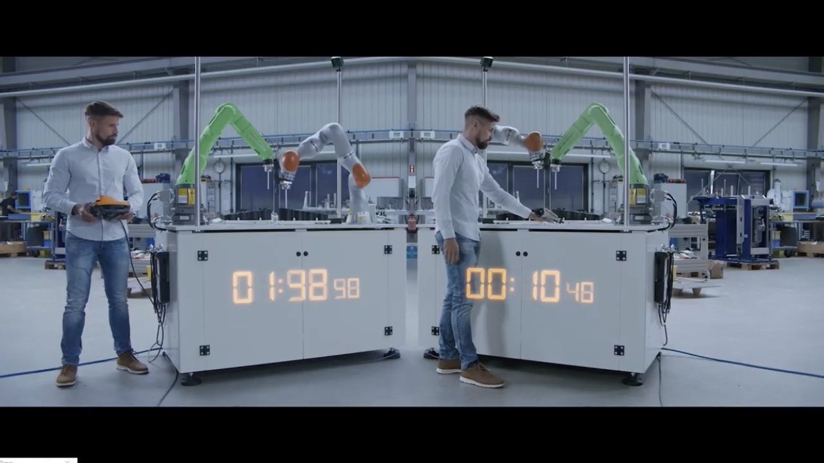 Christian Piechnik, [Wandelbots] spricht über: „Robotics - Die Menschen Maschinen“ #TECVERSUM #Live