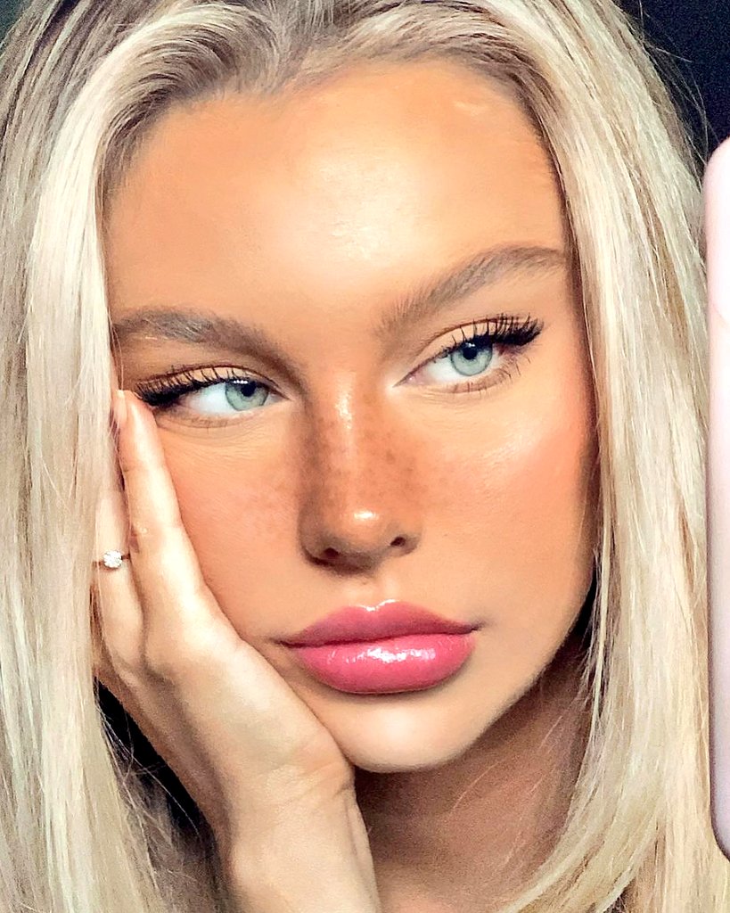 Eres mi tormenta favorita 🎀

#FreeRol #SexRol