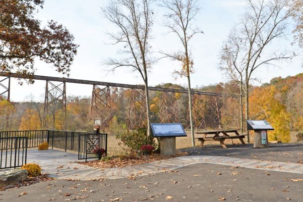 VisitIndiana's tweet photo. Greene County has fall fun for everyone! Enjoy a decades old general store, pumpkin patch, hayrides, a spectacular railroad bridge, and more! ππ
Read more about the road trip: https://t.co/kdnonmTqAF
#visitindiana #indiana #fall #INFallRoadTrips https://t.co/hcjiqxR7bd