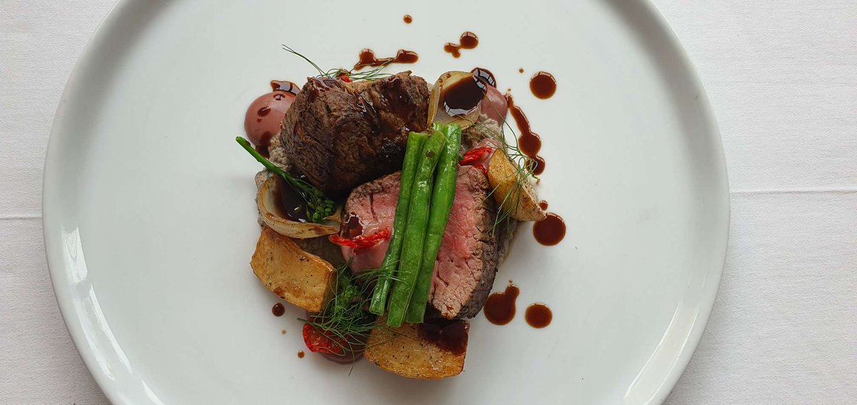 TenBompas's tweet photo. Calling all red meat lovers, our fillet is perfectly paired with nicois, shimiji mushroom and szechuan jus. 
Winehouse Restaurant offers you a private and intimate setting, perfect for spoiling loved ones.
#tenbompashotel #winehouserestaurant #filletsteak #MeatLovers #restaurant https://t.co/OyX7OugRV3