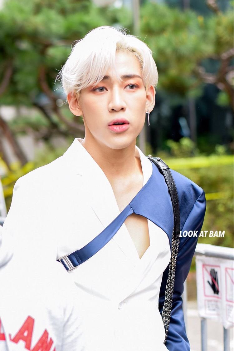 Blonde Bambam lives in my mind rent free; a thread #MAMAVOTE  #got7  @GOT7Official