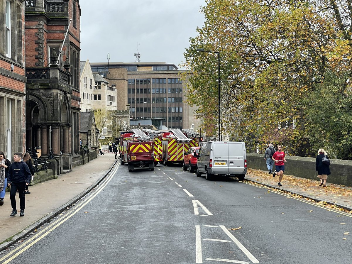 MarcBichtemann's tweet photo. All trapped @FirstYork services have now been released but delays and cancellations are still likely while we put services 1, 5, 5A and 6 back on their respective timetable. #York https://t.co/e2HDPFV5oW
