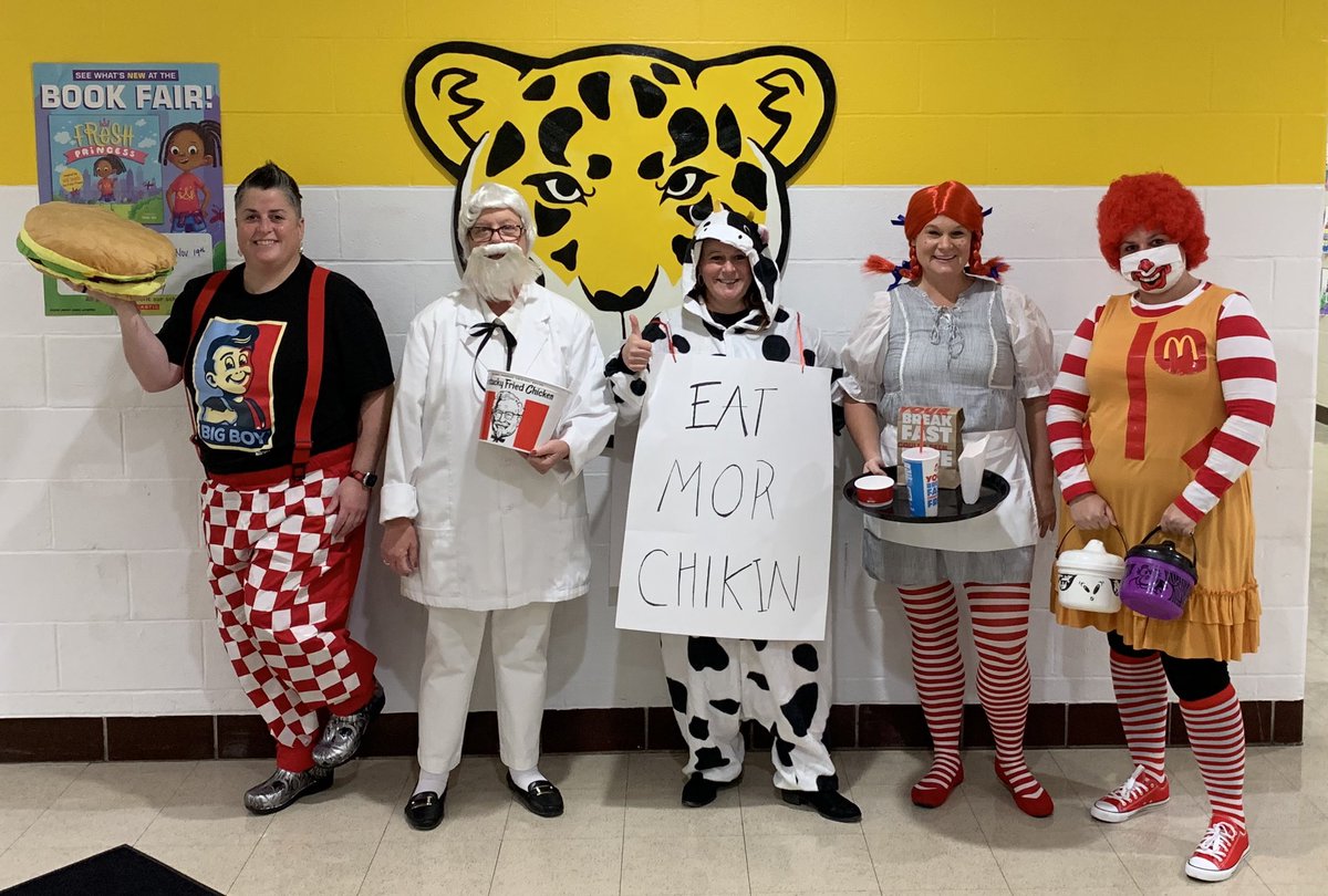 lbfight's tweet photo. @Bob_Herzog a group of us at @StAntoninus dressed as restaurant mascots. Not too shabby!!! #Halloween #HowWeStA https://t.co/U2hsChqaRu