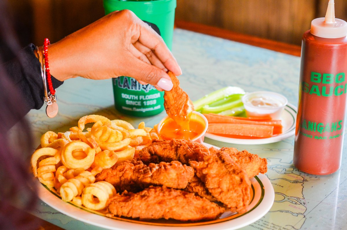 FlanigansFL's tweet photo. Chicken Stickers that are so delicious, it's scary. https://t.co/Q2uy179R4l
