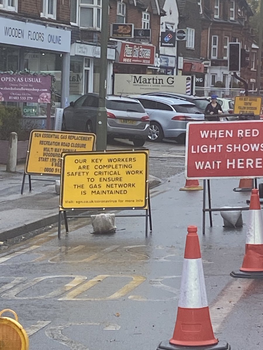 markwalker250's tweet image. ⁦@SGNgas⁩ “ Critical Work”. Not a worker to be seen and huge traffic jams. Must be a “critical lunch break” instead.