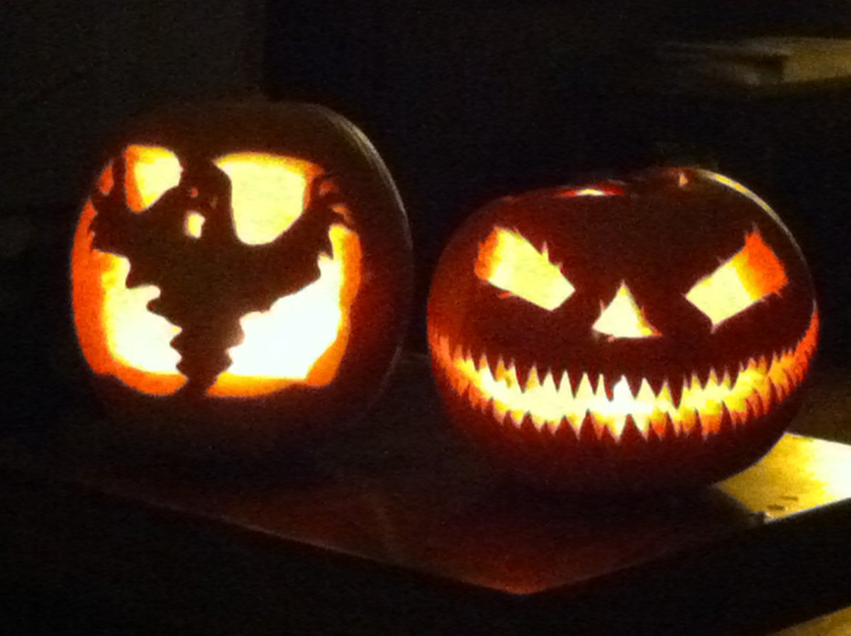 HambletonDC's tweet photo. #Halloween can still be celebrated #safely and #scarily! 🕸️🕷️
Our staff have been working extra hard on #pumpkins this year, they look fantastic!
Show us some of your best carved #spooky vegetables! 🎃🗡️
#EnjoyHambletonSafely https://t.co/ExMOFaXMvc
