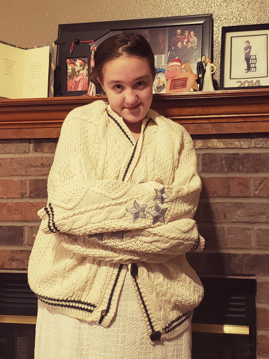 BethieRocksHard's tweet photo. @taylorswift13 
My soon to be 13 year old daughter bought her cardigan in August and we made this awesome costume from it! Thank you for folklore and the bright spot it is on this year. We 💜 you! https://t.co/BsxfyLKxAU