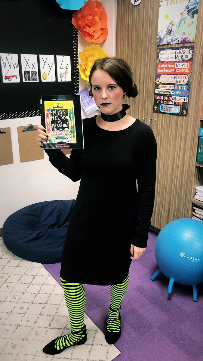 MsSanders2nd's tweet photo. Oh no! Miss Sanders is missing! Happy Storybook Character Day! 💚 https://t.co/SjvjBERYkg