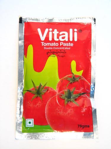 Nrs_Idreeserh's tweet photo. @MBuhari , hope you are aware that  the sachet tomato paste which used to be 50 Naira #FiftyNaira is now 120 #OneTwenty.

@MBuhari , the North is Bleeding, Crying and Hungry. You failed us.

@BashirAhmaad @toluogunlesi

Amuwo Burna Boy #MadeinLagos https://t.co/Cx4ki28G5V