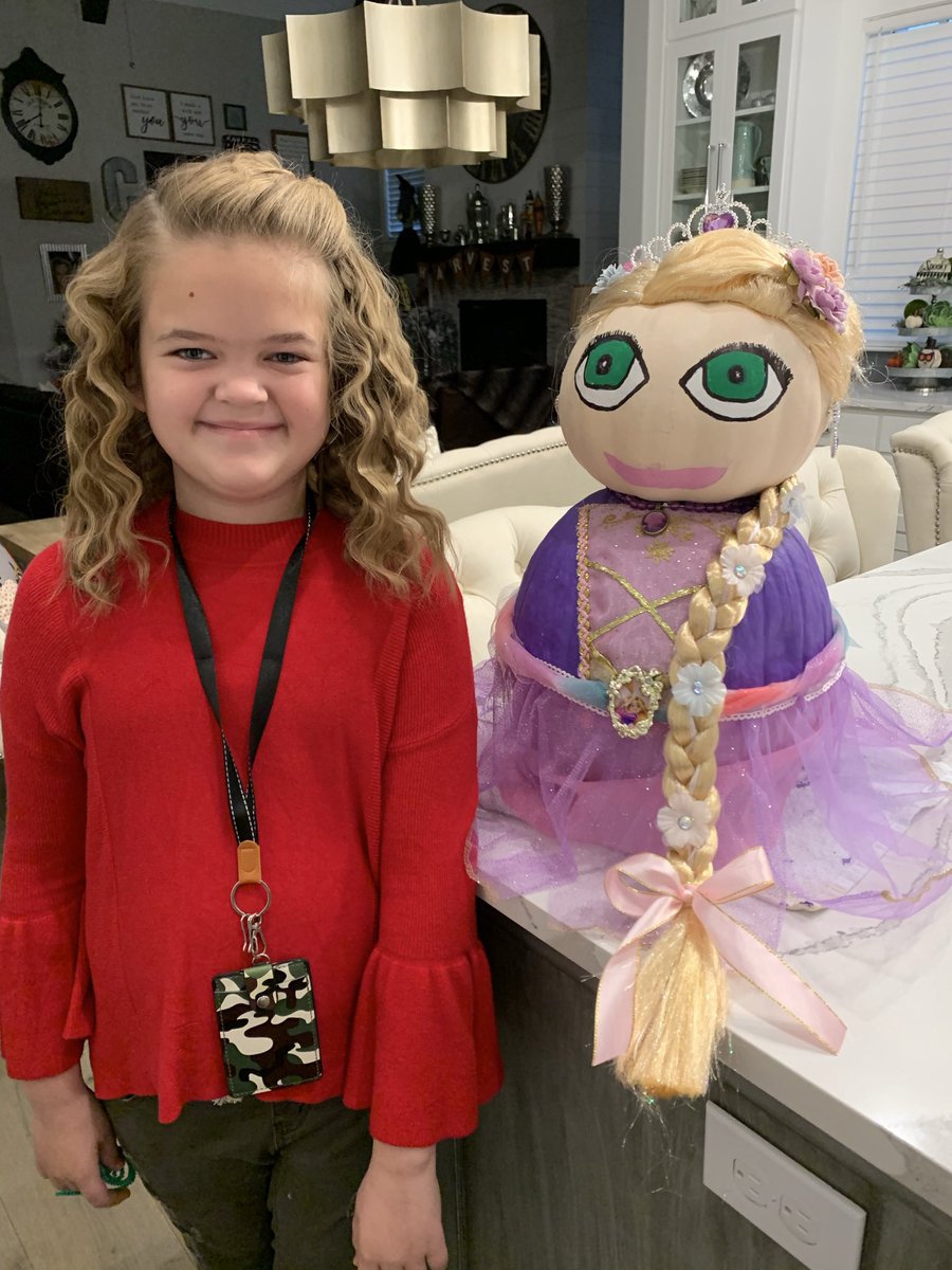 Carey32809's tweet photo. Red Ribbon Week in the books—(forgot a pic of team spirit day, but I think you all know A wore Aggie attire). From wearing red (&amp; turning in our pumpkin character for theater arts) to hat day, thru Halloween costume today. Such a fun week. #becausecubs @FSMSCubs #MISDProud https://t.co/mUyzZ4z8S3