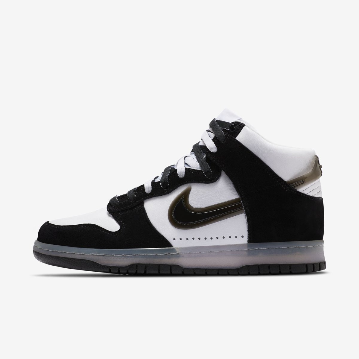 J23app's tweet photo. Slam Jam x Nike Dunk High "Clear Black" on SNKRS 10am ET / 7am PT

Link -> https://t.co/1lNuzc2JbW https://t.co/h3dAHxjNI4