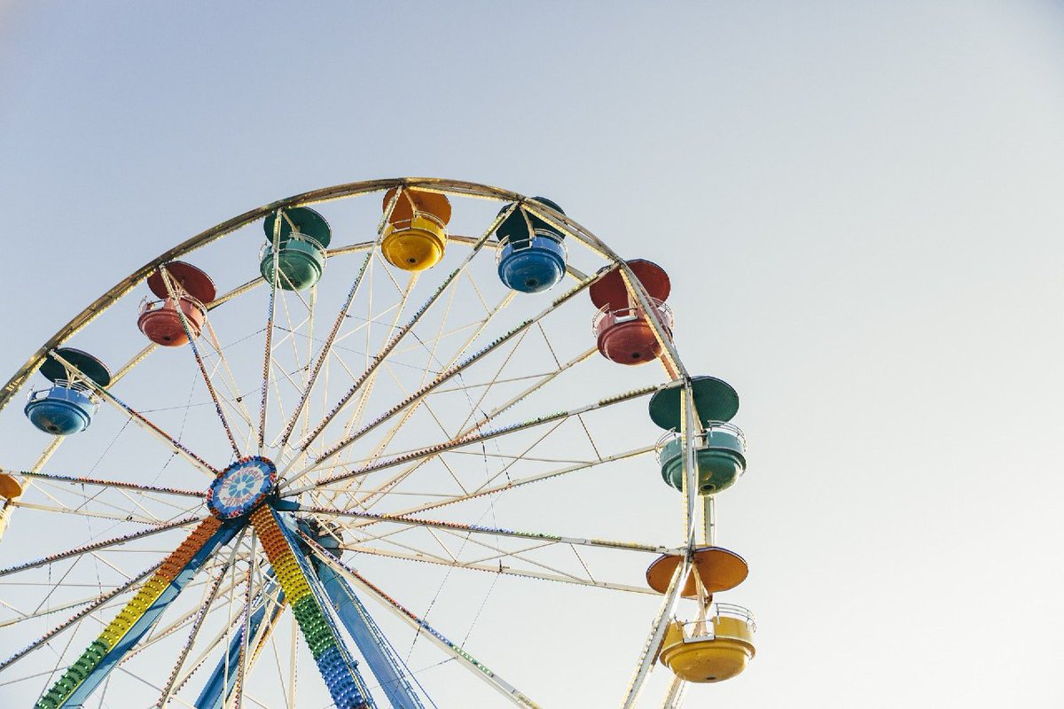 MartinmanSelin's tweet photo. Gira, gira, gira. 🎡 https://t.co/iXWCIwJdni