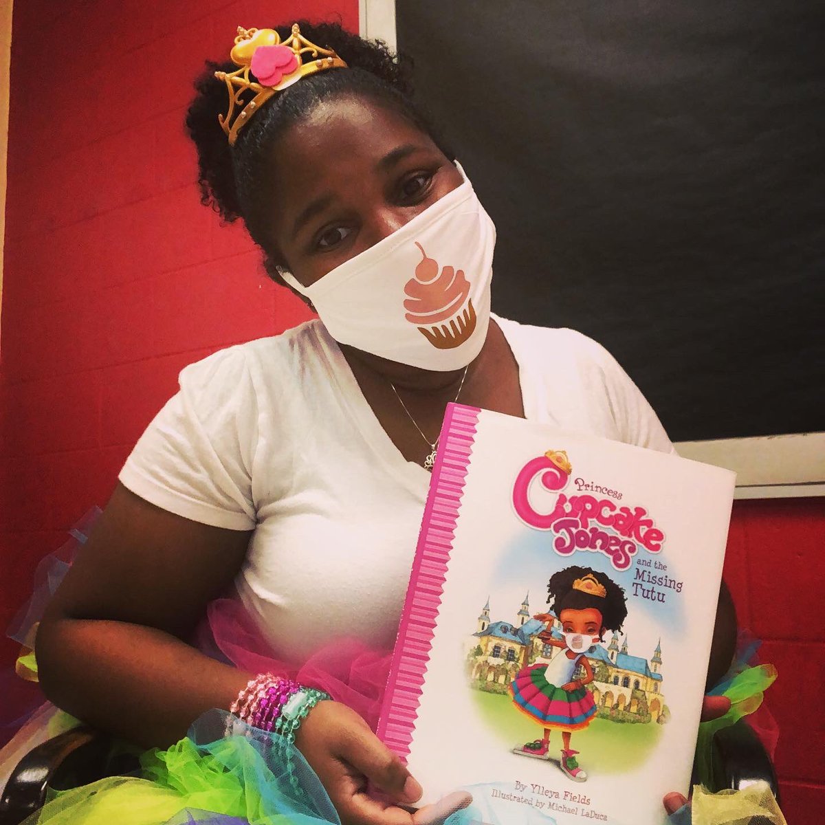 AcceptionalMe11's tweet photo. Princess Cupcake Jones #BookCharacterDay #RedRibbonWeek2020 #RepresentationMatters @sandy_grove https://t.co/YWoWG88YGv