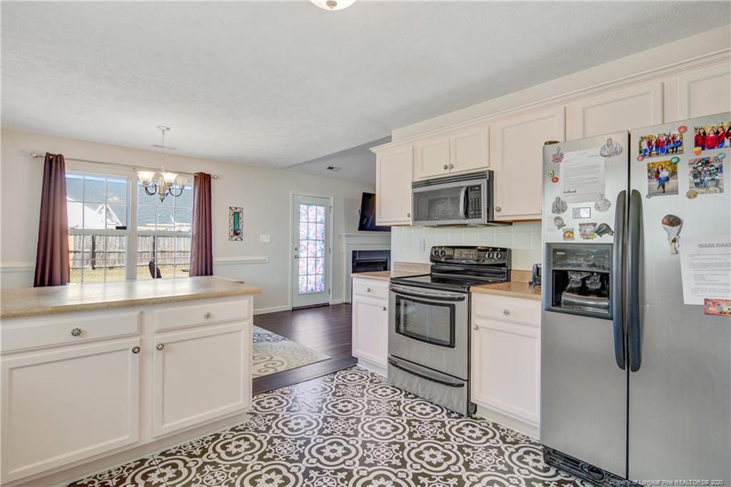 ioncergarealtor's tweet photo. #justlisted Turning dreams into realities. #yourgotorealtor
3 Bedrooms ๐
2 Bathrooms๐, ๐ก in Raeford, North Carolina , 28376
Listing Price: ๐ฒ189,900 #raefordnclistahouse #realestate #ioncergarealtor #raefordnchouseforsale #ioncergarealestateagentkw #raefordnc #homefornurse https://t.co/GPg6buivKI