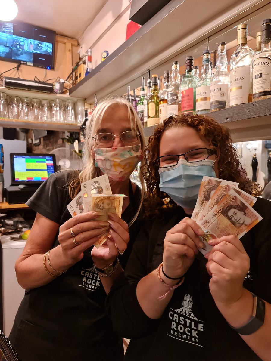 goldeneagle001's tweet photo. Its Friday📣
Quiz Night and Bingo.. 📝
Cash Prizes..💷
30% OFF take outs..🍻
Could Friday's get any better 🥳
Make sure to get your table booked by calling us on 01522 521058 https://t.co/c5BcWWW5fm