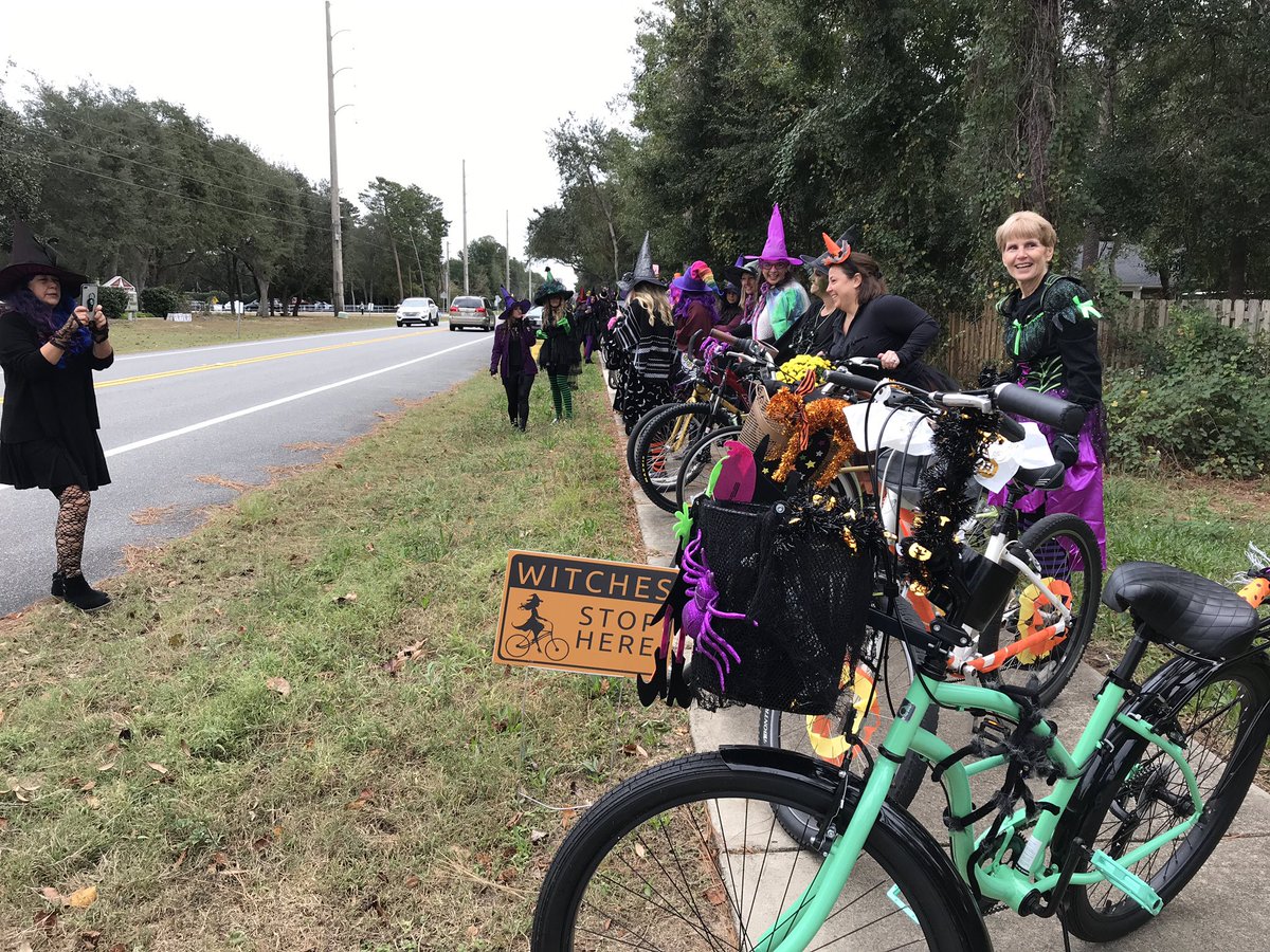 WEARDanielg's tweet photo. #WitchesRide #Bluewater #Bay @OkaloosaCounty @weartv #HappyHalloween https://t.co/jhz5QtMFmP