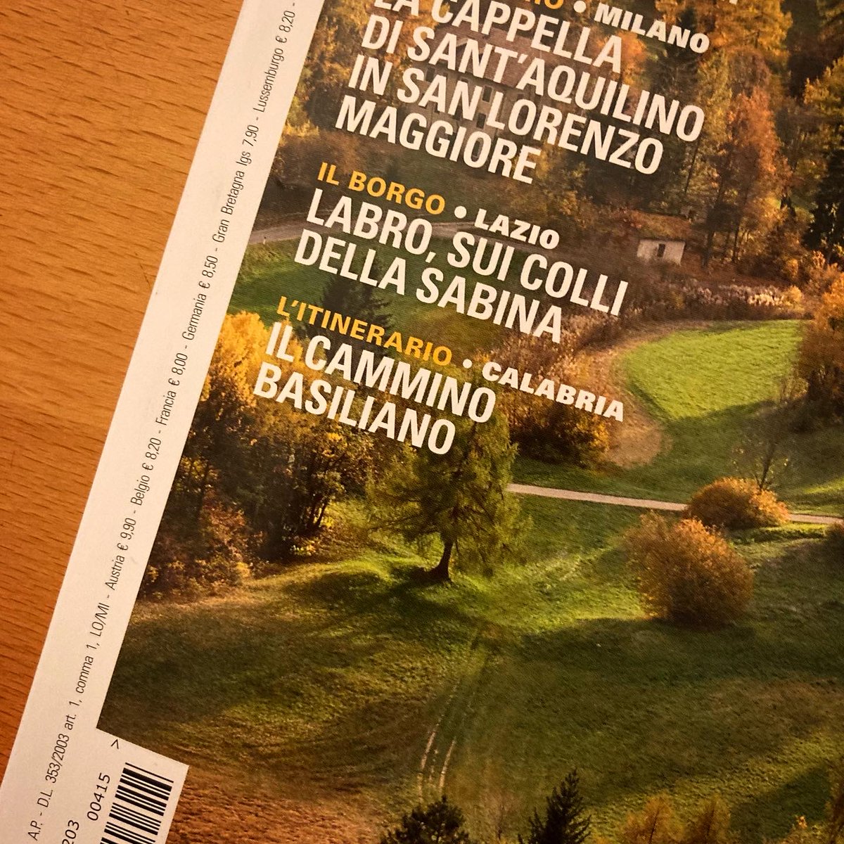 CammBasiliano's tweet photo. La #Calabria a passo lento sul numero di novembre di Bell'Italia. #CamminoBasiliano #Trekking #TurismoLento #BellItalia https://t.co/9VYGFnZOvK