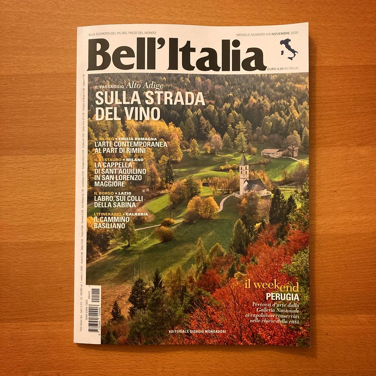 CammBasiliano's tweet photo. La #Calabria a passo lento sul numero di novembre di Bell'Italia. #CamminoBasiliano #Trekking #TurismoLento #BellItalia https://t.co/9VYGFnZOvK