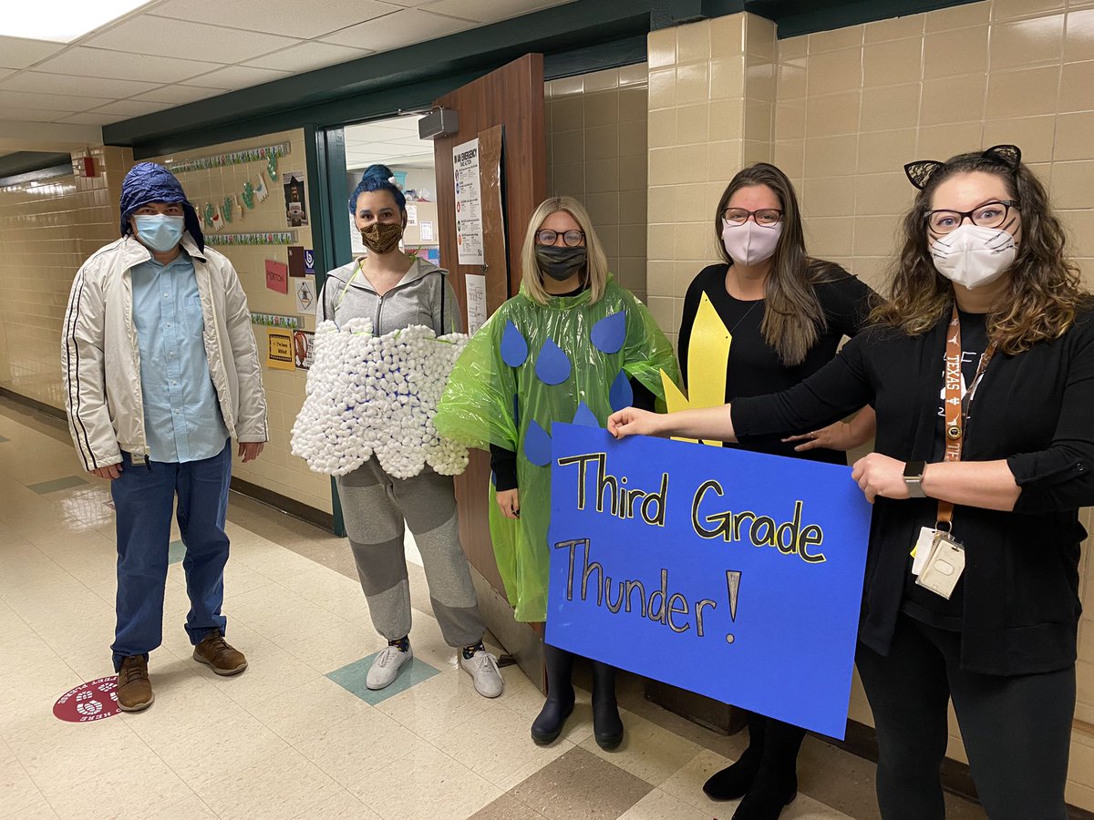 michellepuls23's tweet photo. Finishing #RedRibbonWeek2020 out with a bang. Red yesterday and Halloween costumes today! #ThirdGradeThunder can’t wait to see you all at trunk or treat tonight! @BeaverMST_Stars @BeaverPTA @jn_mullen @mortonmath7 @AmyLeeSinclair https://t.co/bfaJhaSeJD
