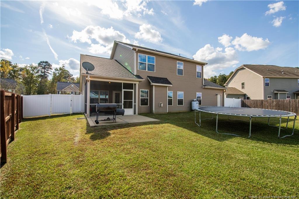 ioncergarealtor's tweet photo. #justlisted Turning dreams into realities. #yourgotorealtor
3 Bedrooms ๐
2 Bathrooms๐, ๐ก in Raeford, North Carolina , 28376
Listing Price: ๐ฒ284,900
#raefordnclistahouse #realestate #ioncergarealtor #raefordnchouseforsale #ioncergarealestateagentkw #raefordnc #homefornurse https://t.co/V3z7bRFzqC