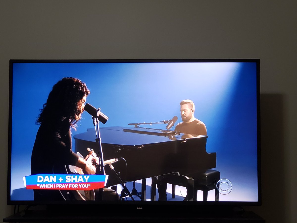 TarinMessenger's tweet photo. Recorded this last night to watch this morning. โค Beautiful performance!! You know I love the song๐ฅฐ Love you guys!! @DanAndShay #WhenIPrayForYou โค https://t.co/9o5RaZQqDH