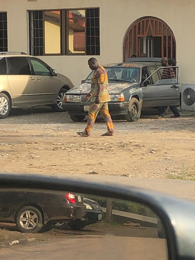 SaharaReporters's tweet image. EXCLUSIVE: How @HQNigerianArmy Secretly Moved 20 #LekkiMassacre Victims To IDH Mortuary | Sahara Reporters bit.ly/31Wzezc
#EndSARS #LekkiTollGateShooting