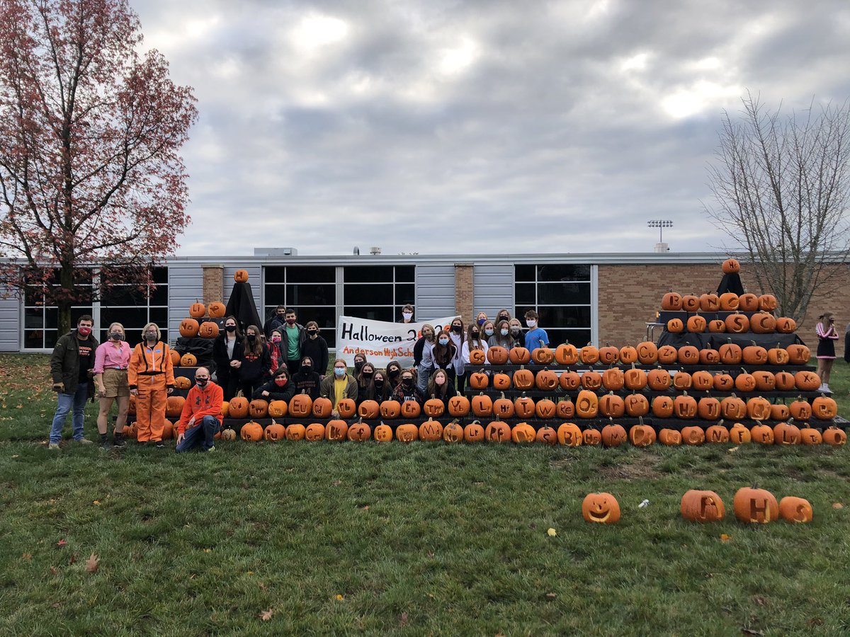 JustinGood's tweet photo. The Periodic Table of Pumpkins is back in 2020! Happy Halloween from the AHS Chemistry students! @AmerChemSociety #RealTimeChem #chemtwittere https://t.co/nl5BN4fJh0