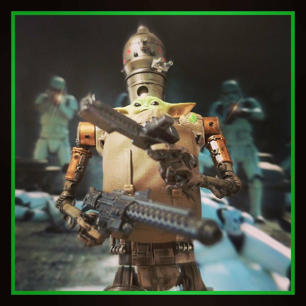 wpgin's tweet photo. With the nurse droid☺️
Before..
—————
#starwars #starwarsfan #starwarsfans #starwarsday #toyphoto #shfiguartsstarwars #starwarsfigures #starwarsfigs #starwarsart #starwarsmemes #starwarsnerd #mandalorian #themandalorian #mandalorianmercs #toyphotography #toyphotogallery #toy… https://t.co/uieS3s8oiT